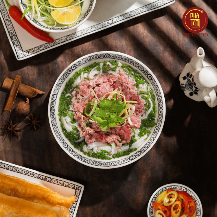 Ăn phở bò tại Phở Tâm - Tinh tế trong từng lát thịt, đậm đà trong từng giọt nước dùng